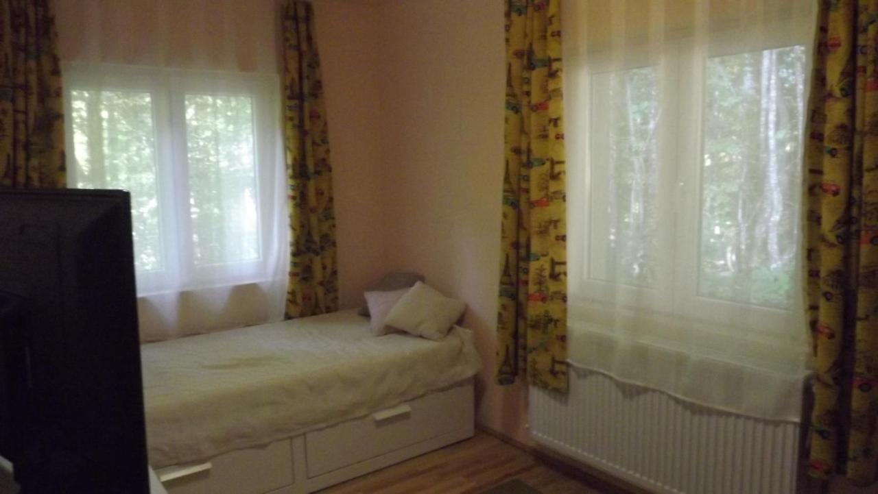 Casa De Oaspeti Boga Pietroasa  Eksteriør bilde